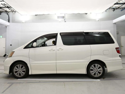 TOYOTA ALPHARD V