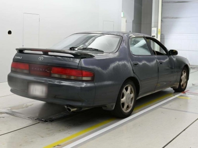 TOYOTA CRESTA