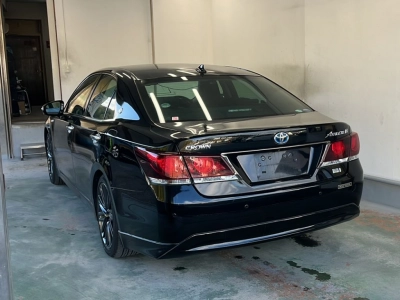 TOYOTA CROWN HYBRID
