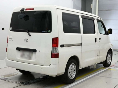 TOYOTA LITE ACE VAN