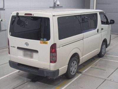 TOYOTA REGIUS VAN