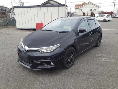 TOYOTA AURIS