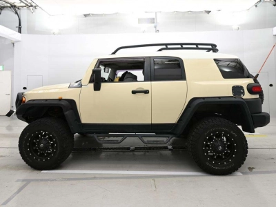 TOYOTA FJ CRUISER