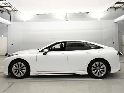 TOYOTA MIRAI