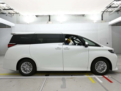 TOYOTA ALPHARD HYBRID
