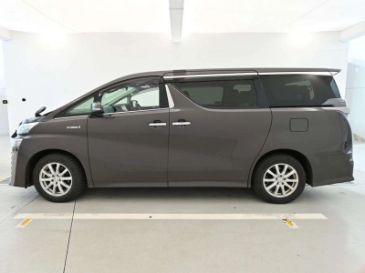 TOYOTA VELLFIRE HYBRID