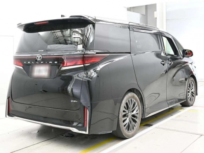 TOYOTA VELLFIRE HYBRID
