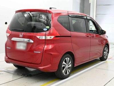 HONDA FREED HYBRID