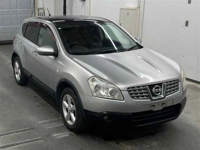 NISSAN DUALIS
