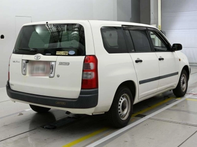 TOYOTA SUCCEED VAN