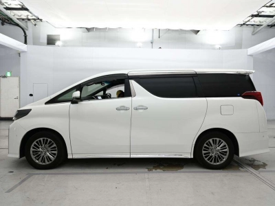 TOYOTA ALPHARD HYBRID