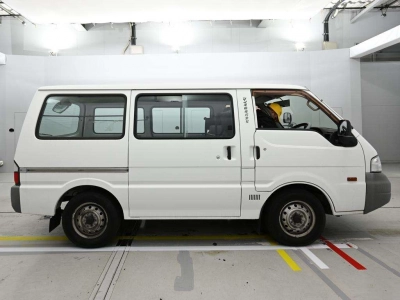 NISSAN VANETTE VAN
