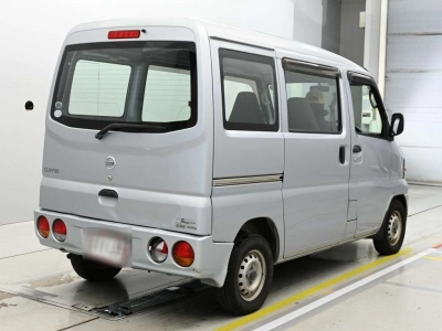 NISSAN CLIPPER VAN