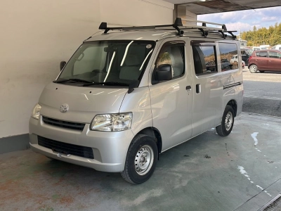 TOYOTA TOWN ACE VAN