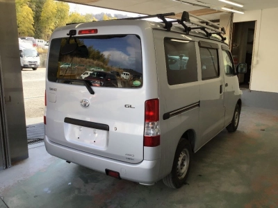 TOYOTA TOWN ACE VAN