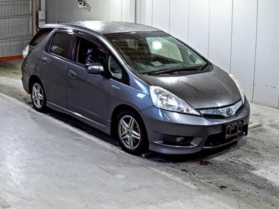 HONDA FIT SHUTTLE HYBRID