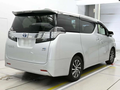 TOYOTA VELLFIRE HYBRID