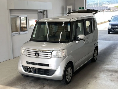 HONDA N BOX +