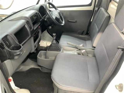 NISSAN NT100 CLIPPER