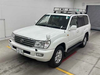 TOYOTA LAND CRUISER