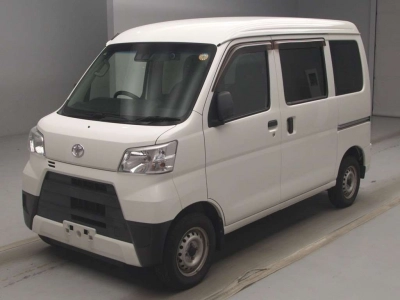 TOYOTA PIXIS VAN