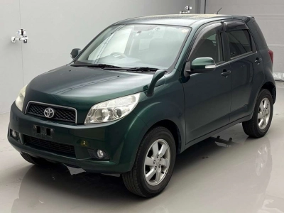 TOYOTA RUSH