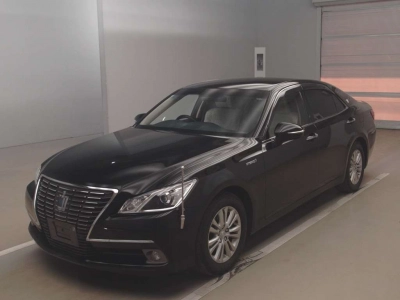 TOYOTA CROWN HYBRID