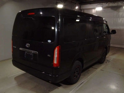 TOYOTA HIACE WAGON