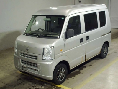 NISSAN NV100 CLIPPER