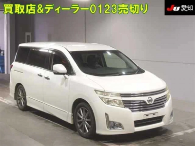 NISSAN ELGRAND