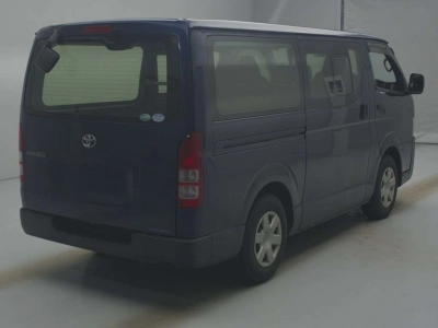 TOYOTA REGIUS VAN