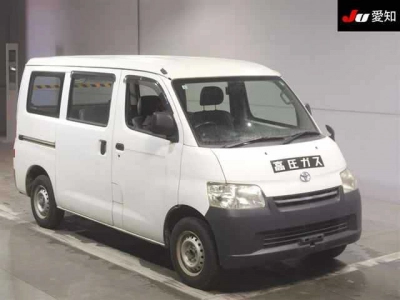 TOYOTA LITE ACE VAN