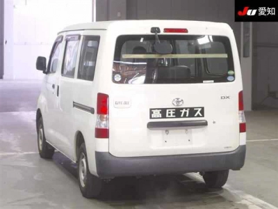 TOYOTA LITE ACE VAN