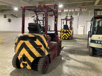 TOYOTA  FORKLIFT 