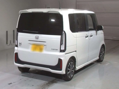 HONDA N BOX CUSTOM