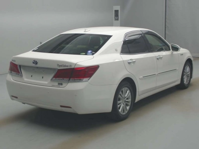 TOYOTA CROWN HYBRID