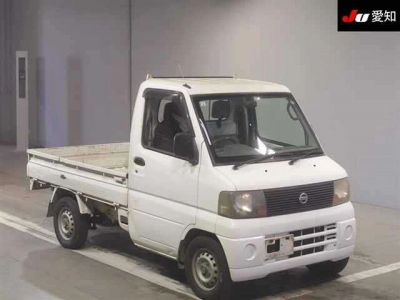 NISSAN CLIPPER TRUCK