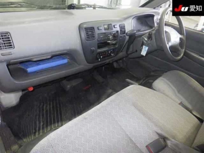 TOYOTA LITE ACE TRUCK