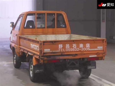 TOYOTA LITE ACE TRUCK