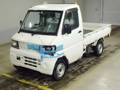 NISSAN NT100 CLIPPER