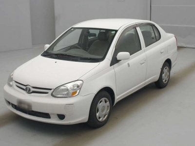 TOYOTA PLATZ