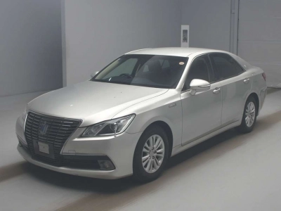 TOYOTA CROWN HYBRID