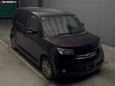 TOYOTA BB