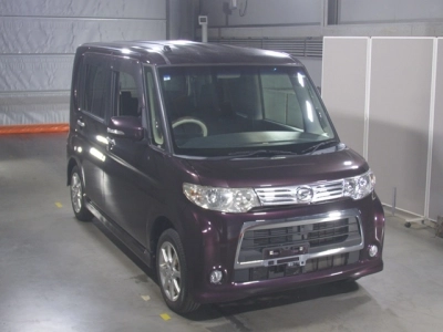 TOYOTA PIXIS SPACE