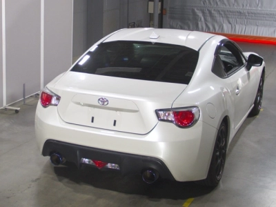 TOYOTA 86