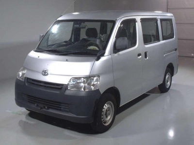 TOYOTA TOWN ACE VAN