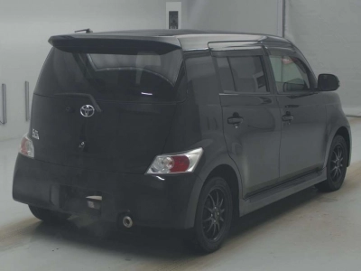 TOYOTA BB
