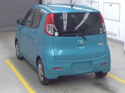 SUZUKI MRWAGON