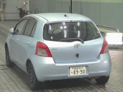 TOYOTA VITZ