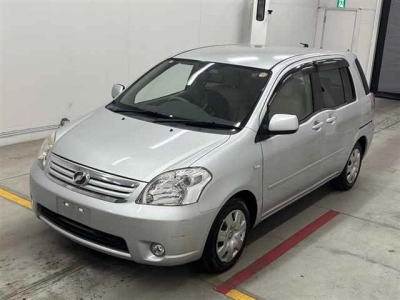 TOYOTA RAUM
